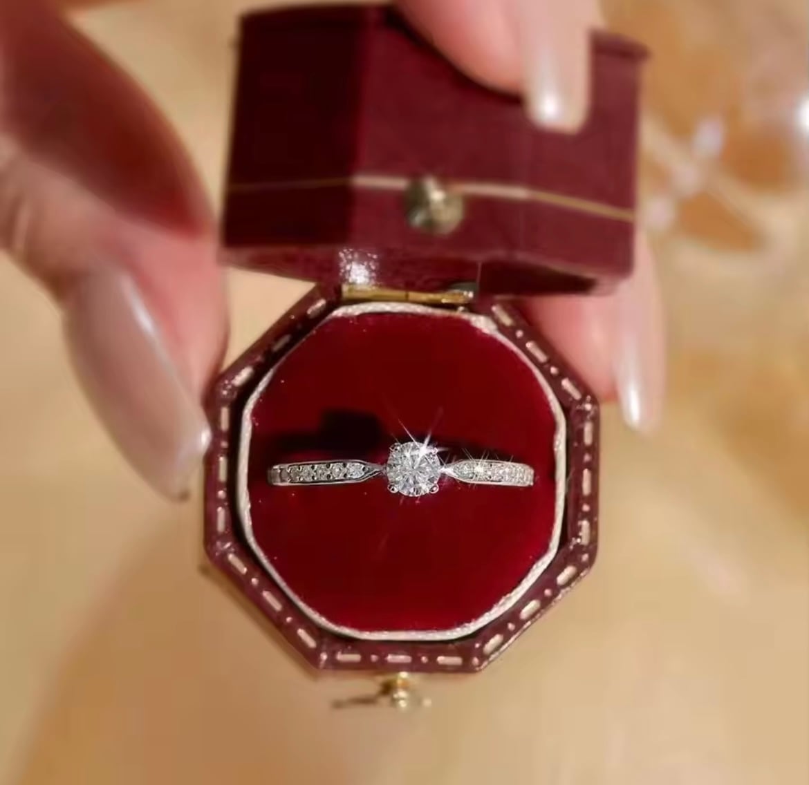 褒められ確定】0.3ctモアサナイト リング｜S925・GRA鑑定付 | Stellux