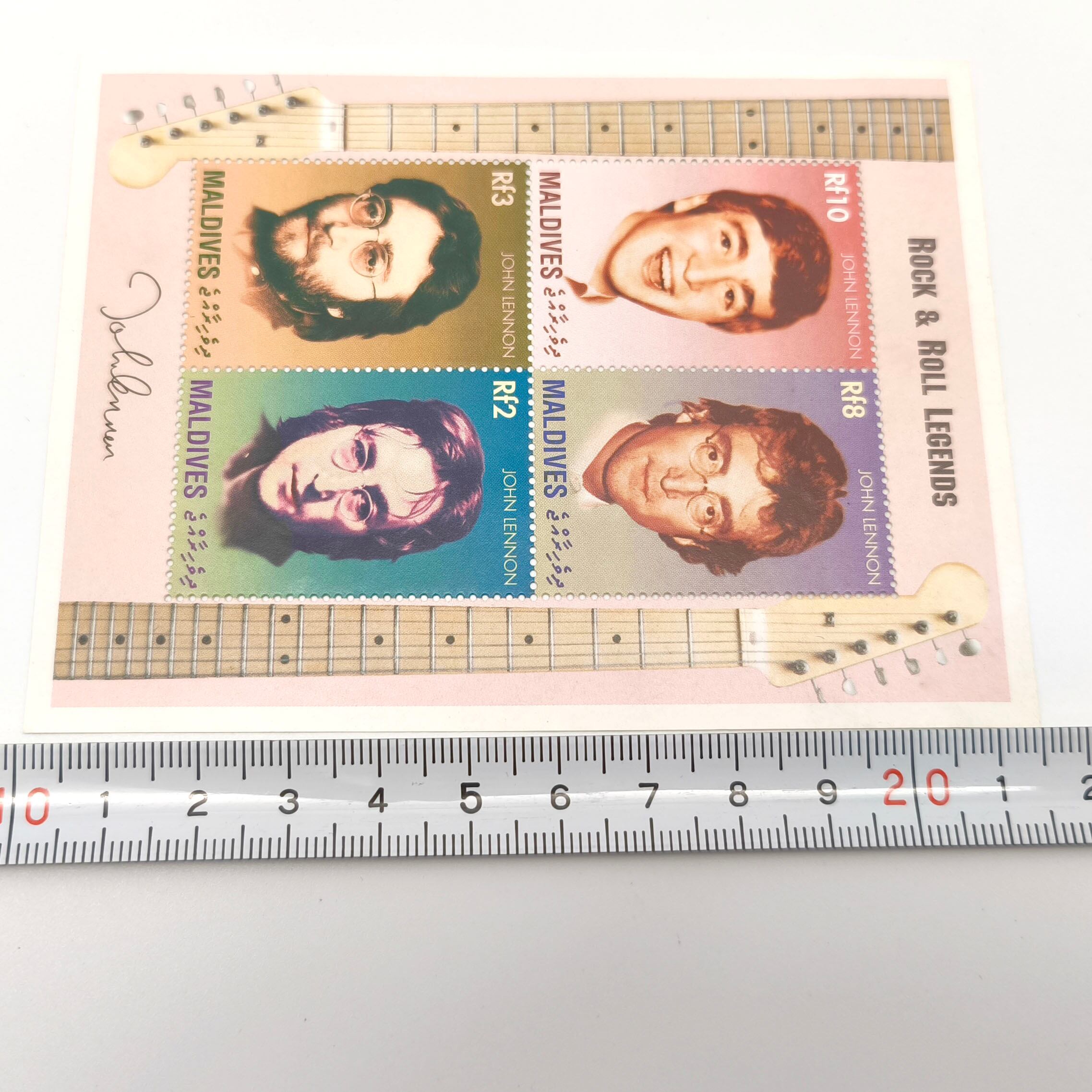 Beatles(ビートルズ)・ジョンレノン・モルディブ・切手・No.250416-31