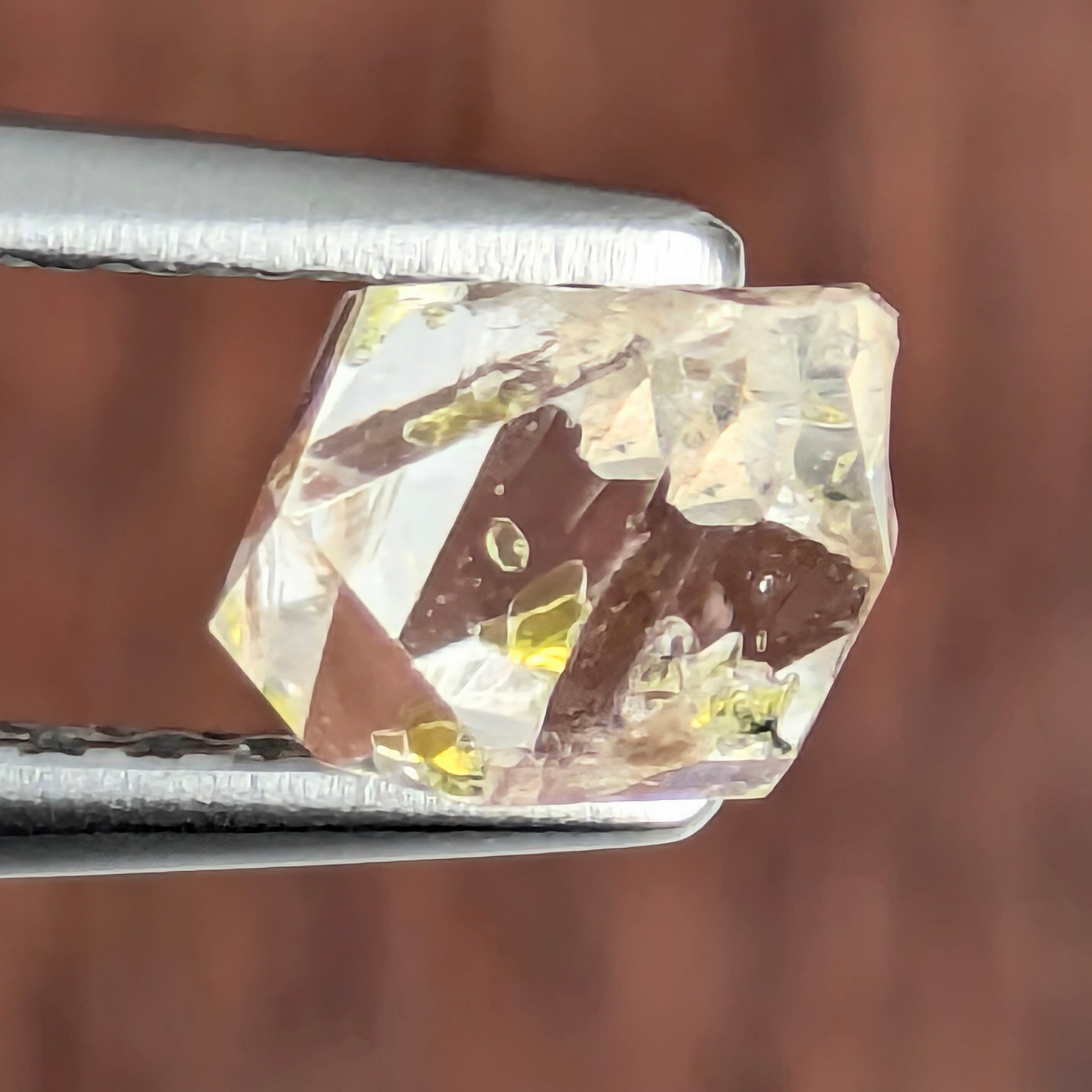 オイル・イン・クォーツ原石【1.19ct】 PRO208984 | Gem's Subculture