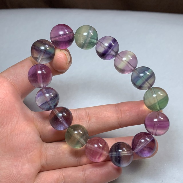 5.レア✩可愛いグラデーションフローライトブレスレット