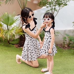 ママとお揃い 花柄ワンピース水着 kids