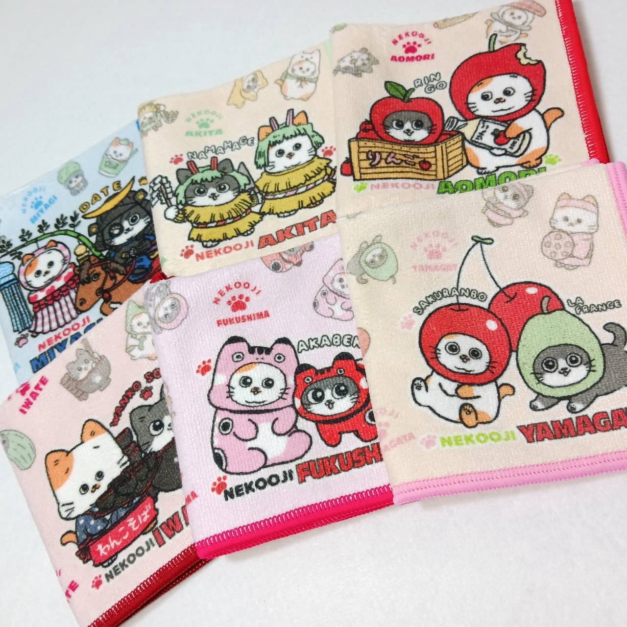 ねこに転生したおじさん岩手 ハンカチ | TORCH-Online Shop-