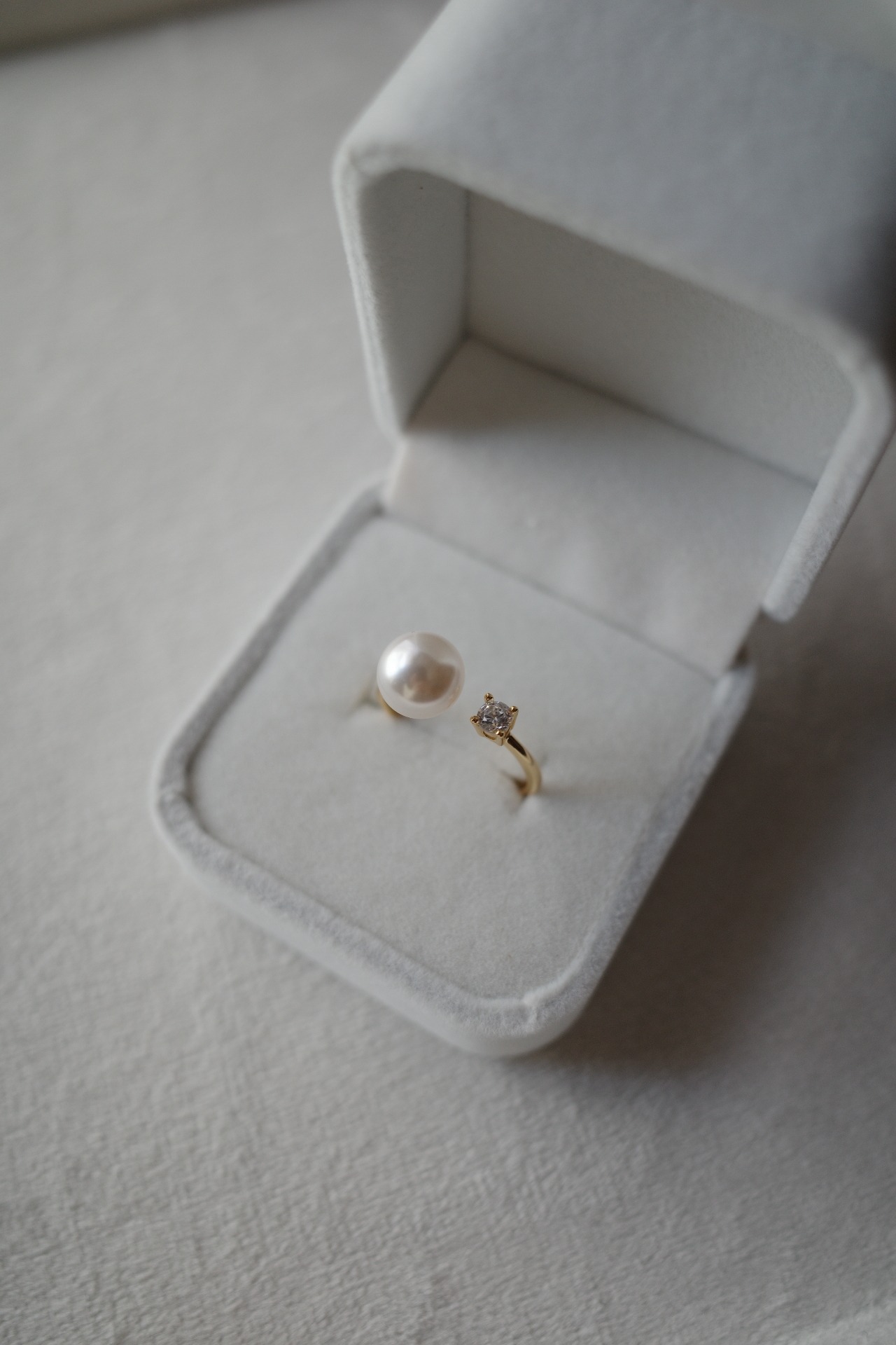 soft drop pearl ring