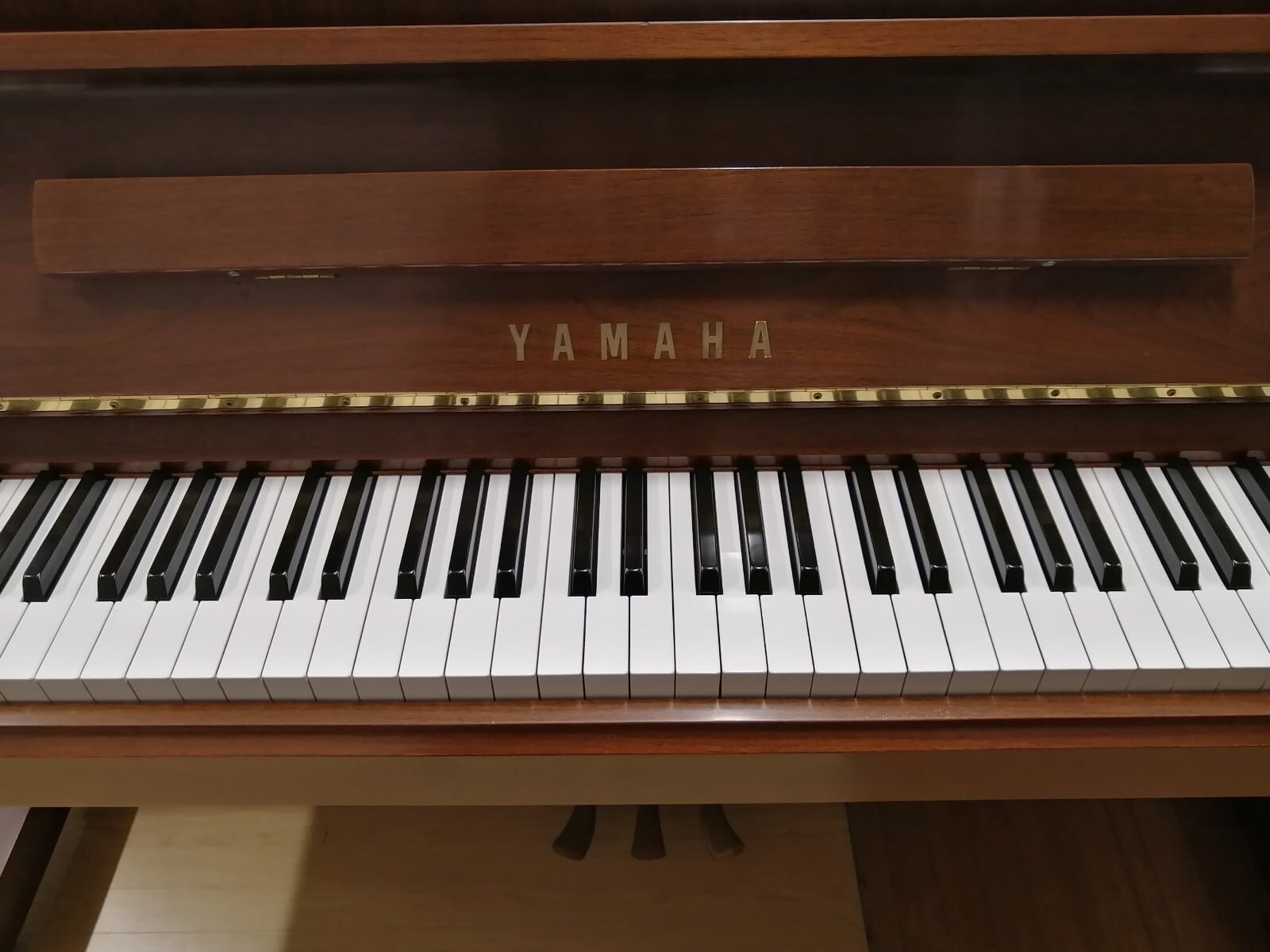 中古ヤマハアップライトピアノ　U10Wn