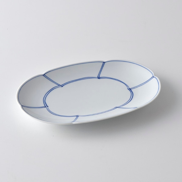 間取（青）花型楕円皿