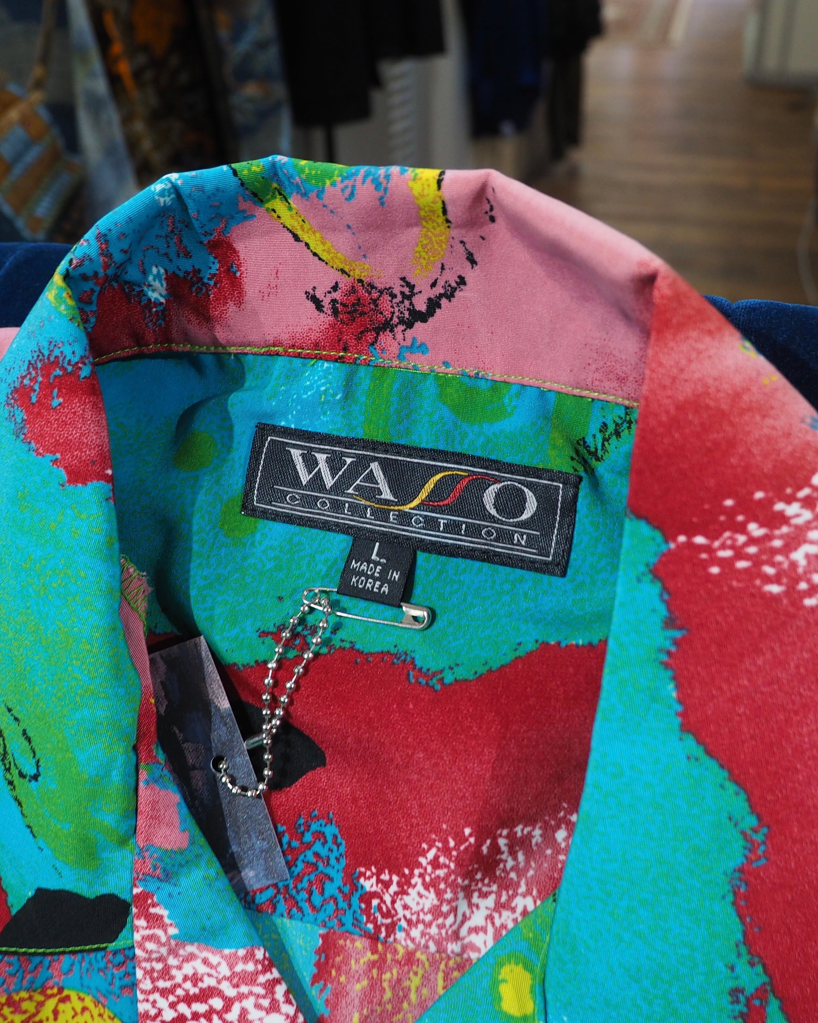 1990s ” 混沌 ” Beautiful Chaos painting Art vintage Over silhouette SS shirt