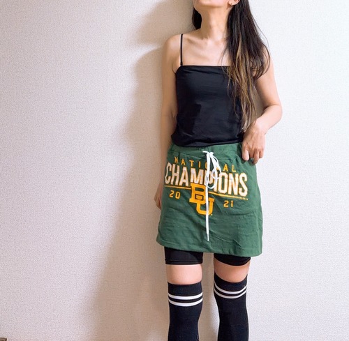 スポteeミニスカート