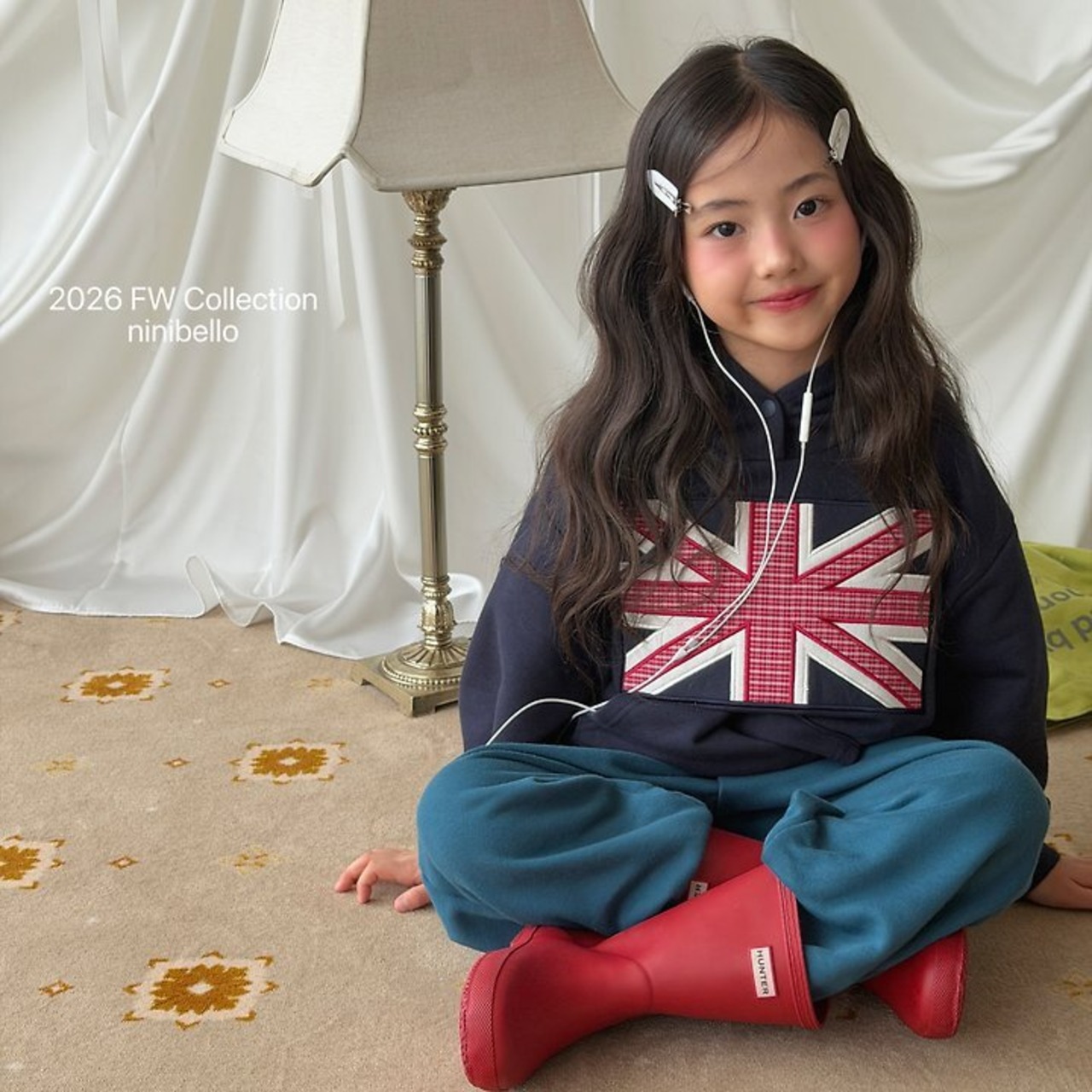 韓国子供服 / ninibello / London Patch Hoodie  / フーディー *XS~XXL*