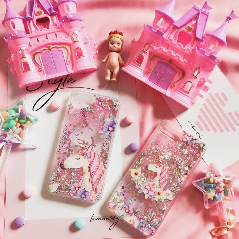 ユニコーンiPhoneケース キラキラ流れるラメ入り | LILIANA