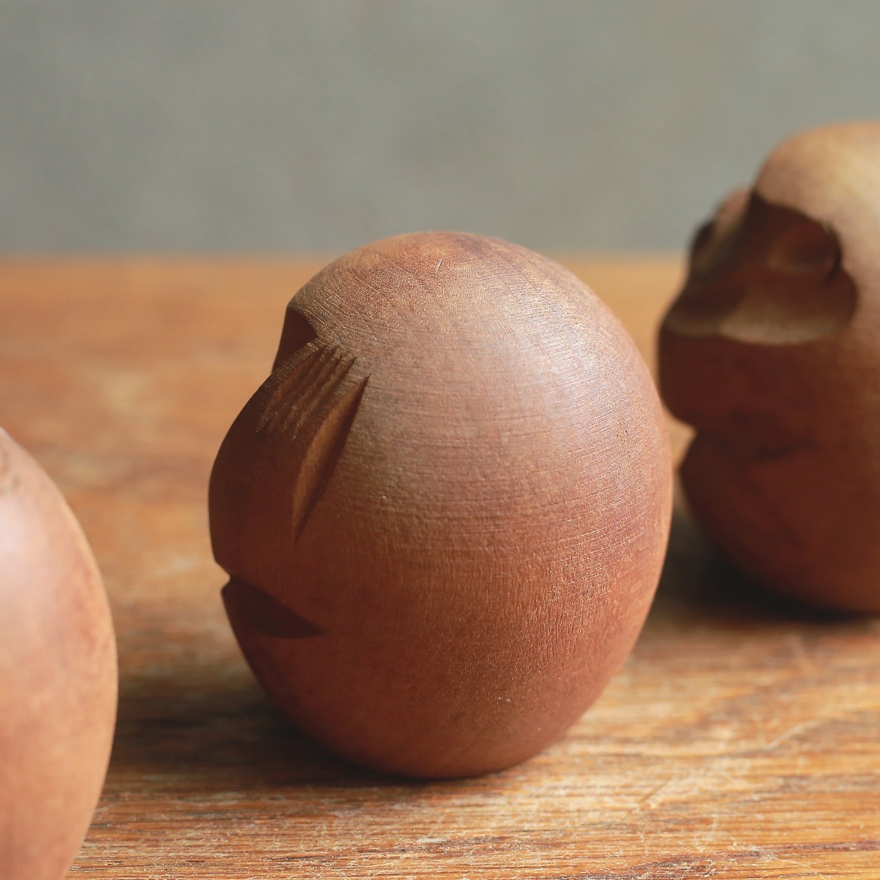 コロンと丸い、見ざる聞かざる言わざる 1