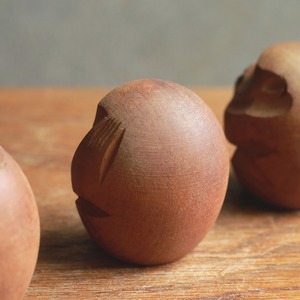 コロンと丸い、見ざる聞かざる言わざる 1