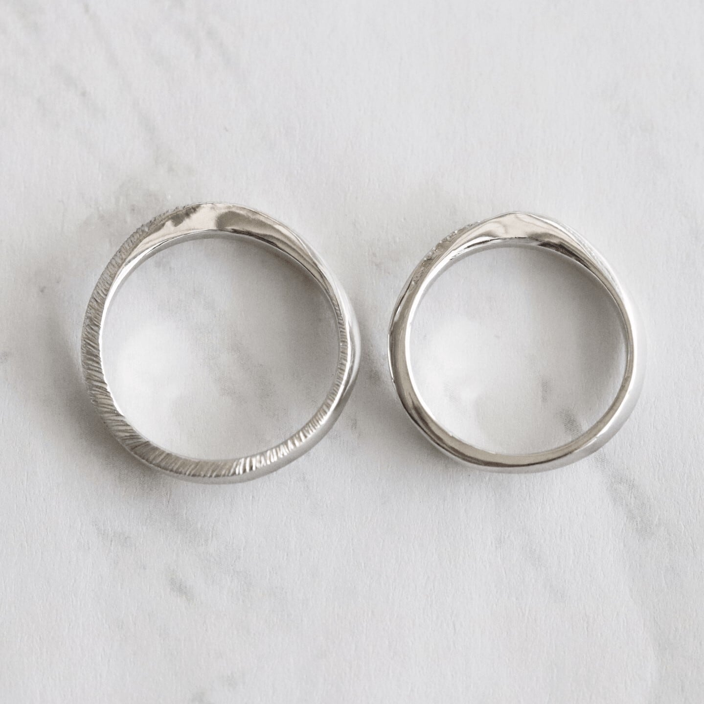 結婚指輪】ウェーブひねりスジ彫り&ダイヤモンド_Pt900 | Somm