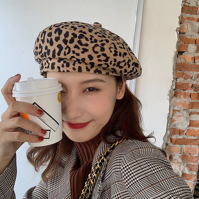 レッドレオパードスタンダードオータムウィンター レトロ 帽子 ストリート 秋物 冬物 ベレット ヘアアクセサリー ブラック・アイド・ピーズ99941399818