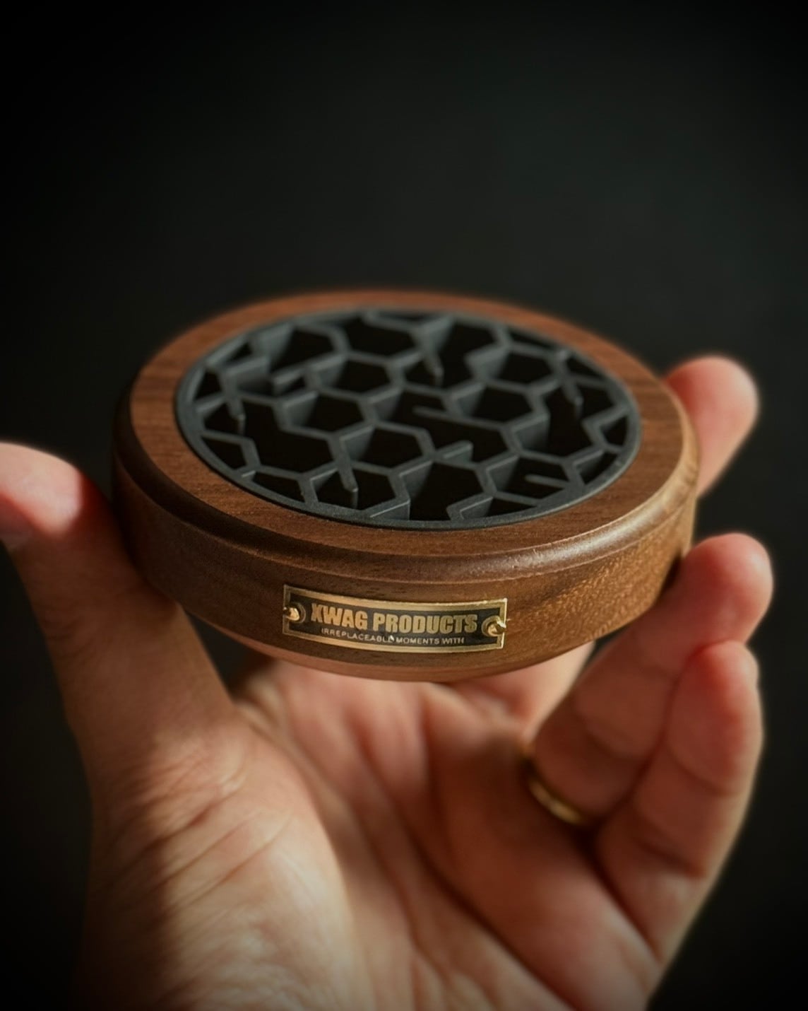 X-TAGE WALNUT ROUND S | XWAG PRODUCTS