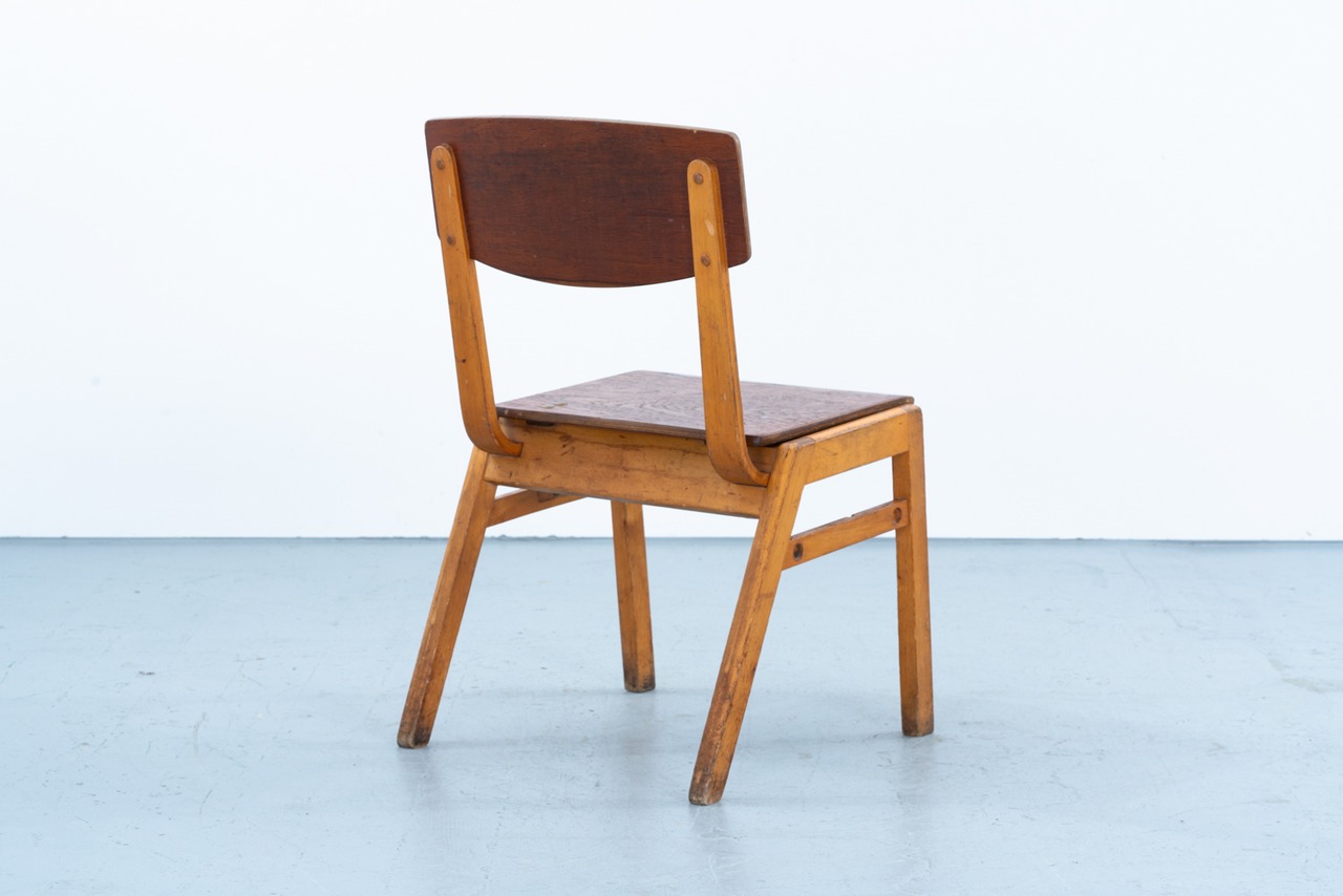 Fritz Hansen | Stacking School Chair