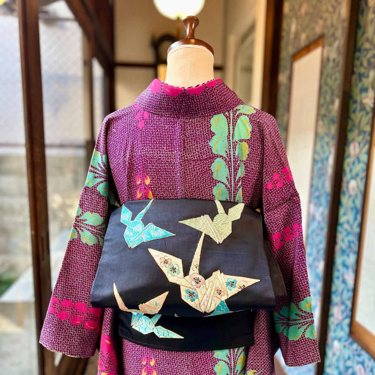 折鶴＊刺繍 鶴 梅 麻の葉 青海波 菱 アンティーク名古屋帯 B005 