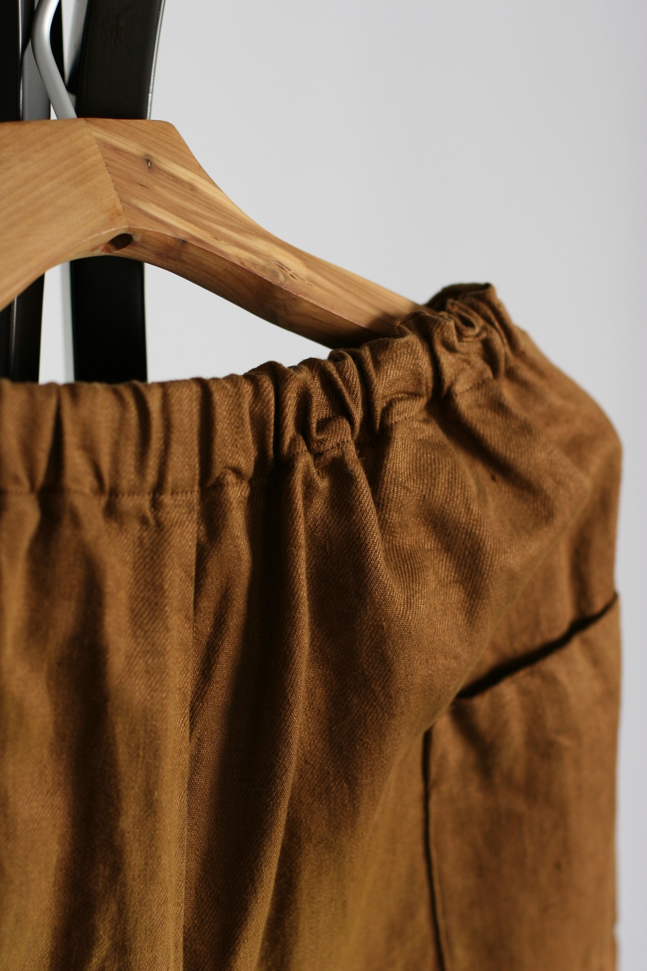【Vlas Blomme】ライトリネンツイル ペンギンパンツ / Camel Brown(13525073)