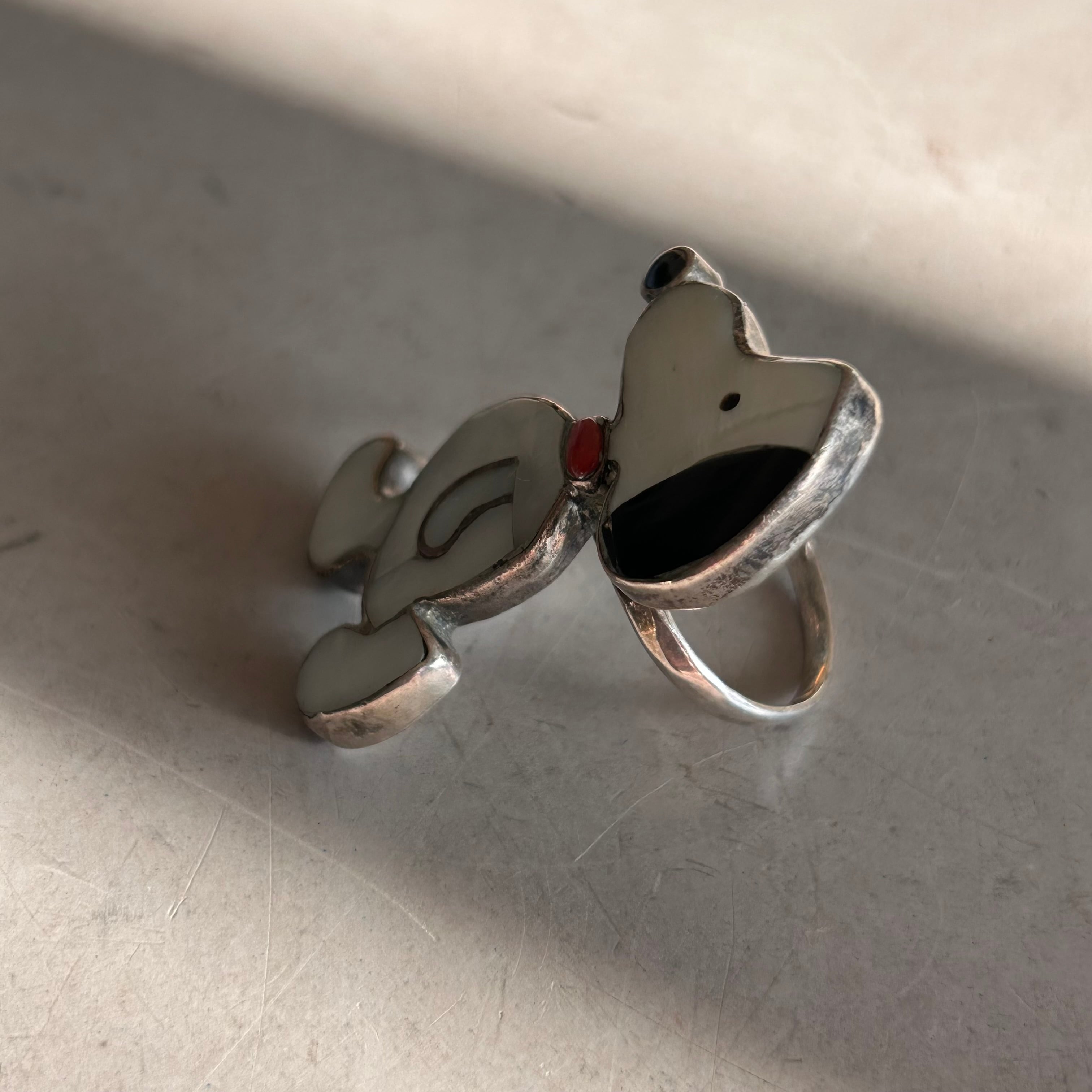 ZUNI族インレイキャラクターモチーフリング/ルーシー/インディアンジュエリー ズニ族 インレイキャラクターリング | Lucy vintage silver