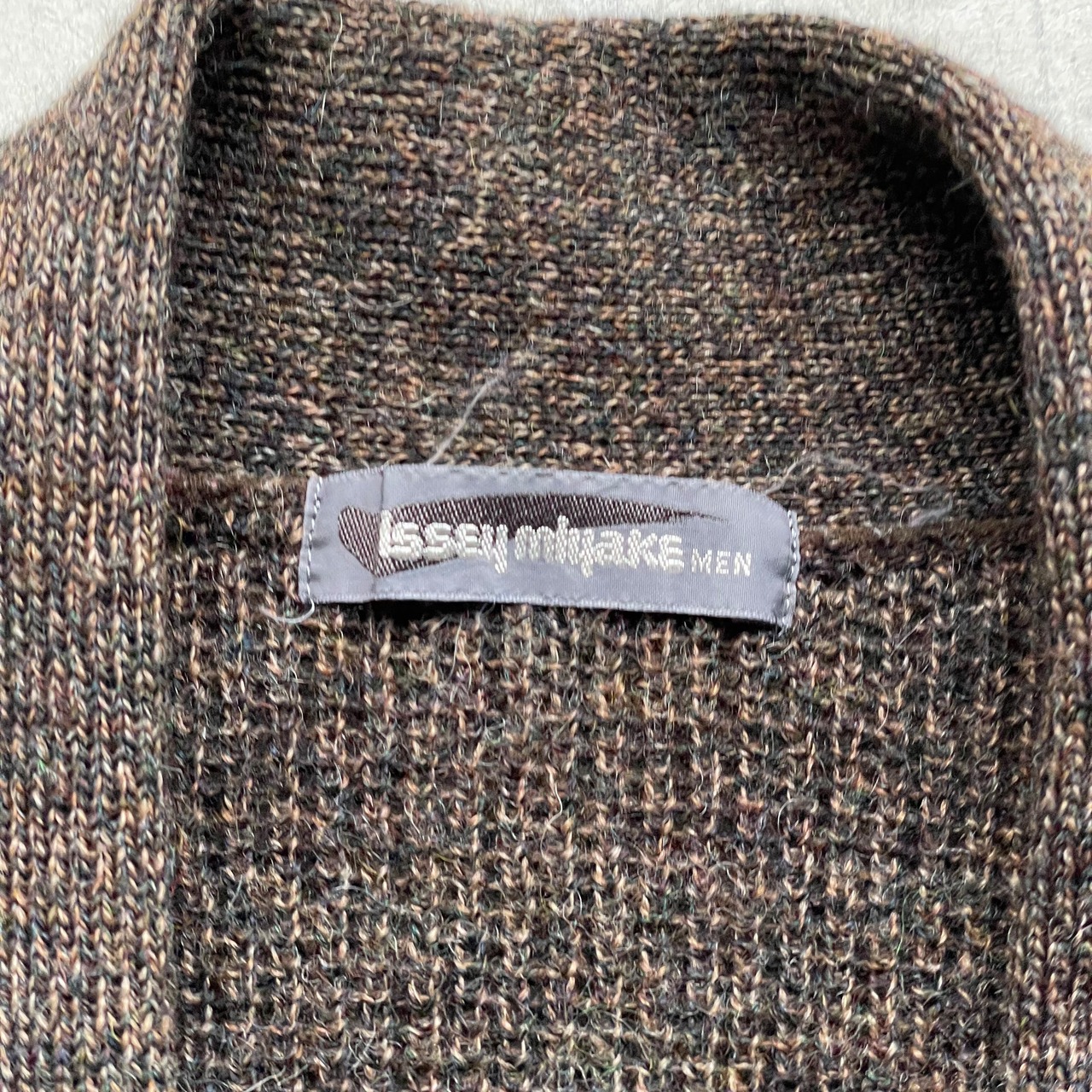 ISSEY MIYAKE/80s 筆タグ wool cardigan | Seek the online 