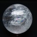 水晶 丸玉 虹入り 61mm スフィア 置物 水晶玉 一点物 151-8727