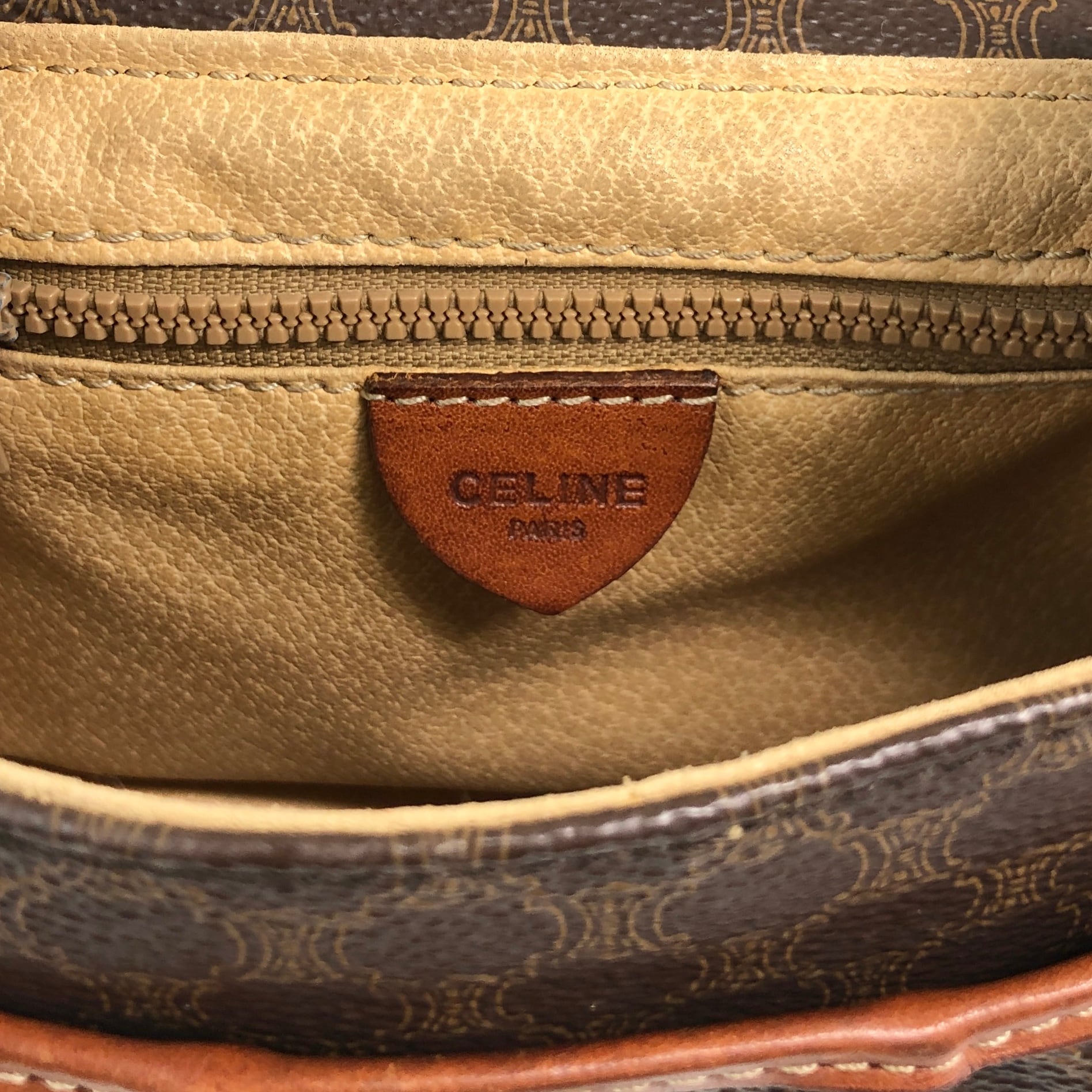 CELINE セリーヌ マカダム ショルダーバッグ ブラウン ブラゾン型押し