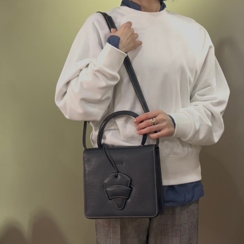 【希少・職人一点物】LOEWE ロエベ 本革バッグ スペイン製 LOEWE】2294 名門レザーメゾン。ロエベ スペイン製 2WAYレザー