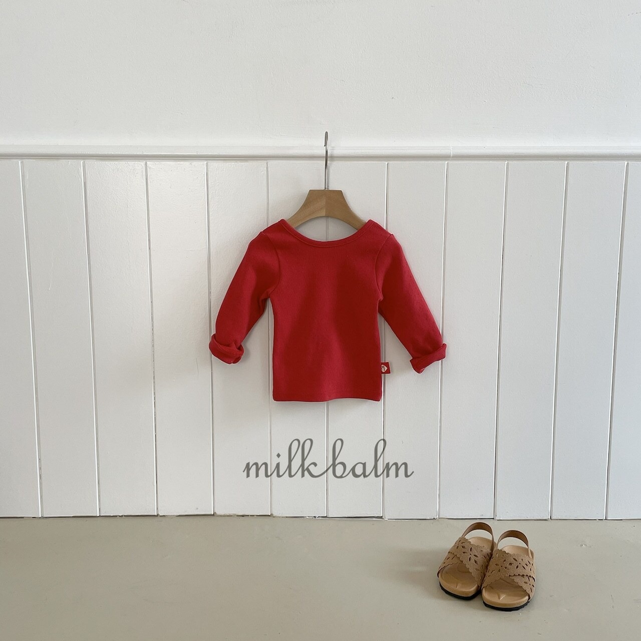 韓国子供服 / 26Autumn / Milkbalm / X字アイレット Tシャツ / 女子服 / キッズ服 / 秋服 *XS~XL*
