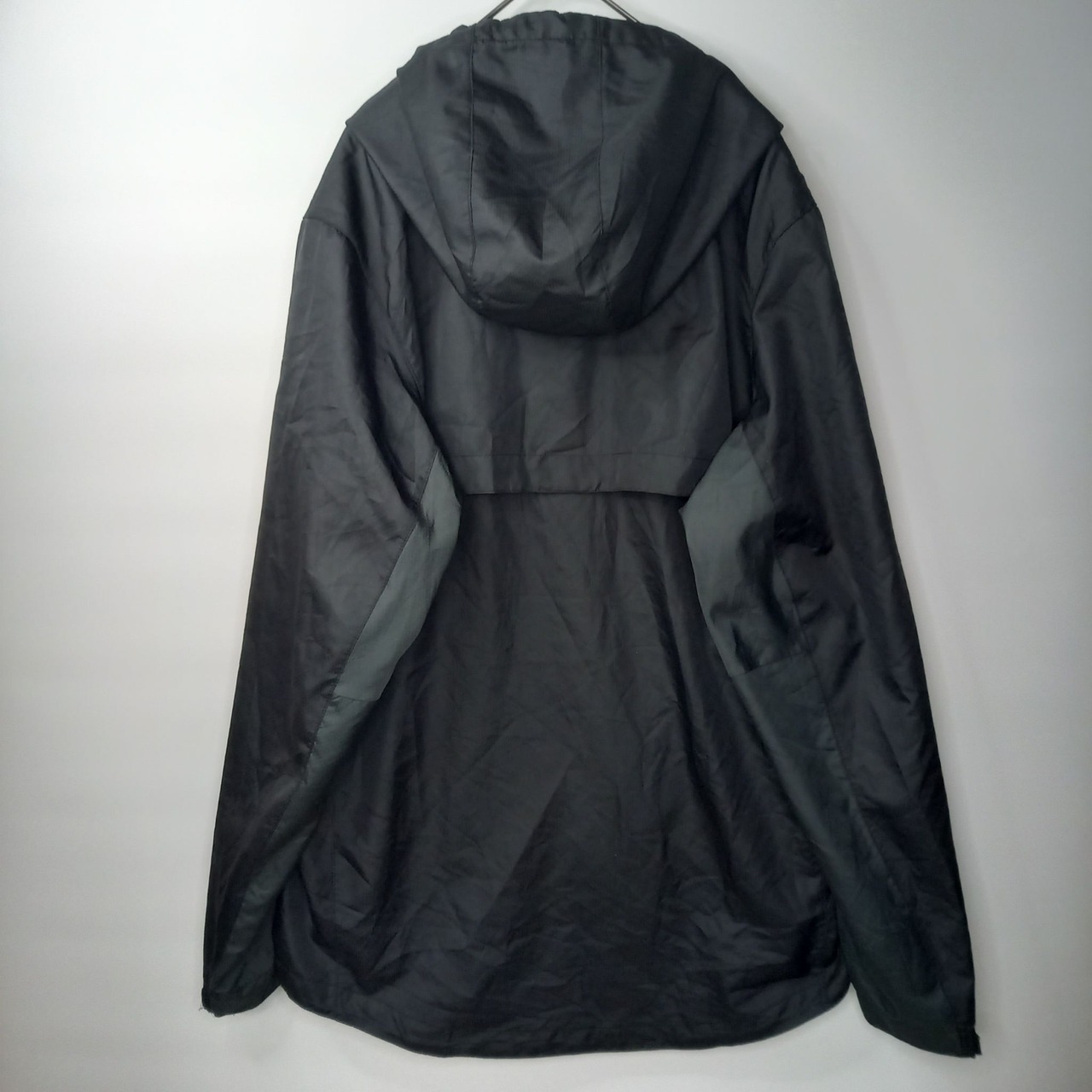 ナイキ　ハーフジップ　ナイロンジャケット　アノラック　フーディー　刺繍ロゴ　M