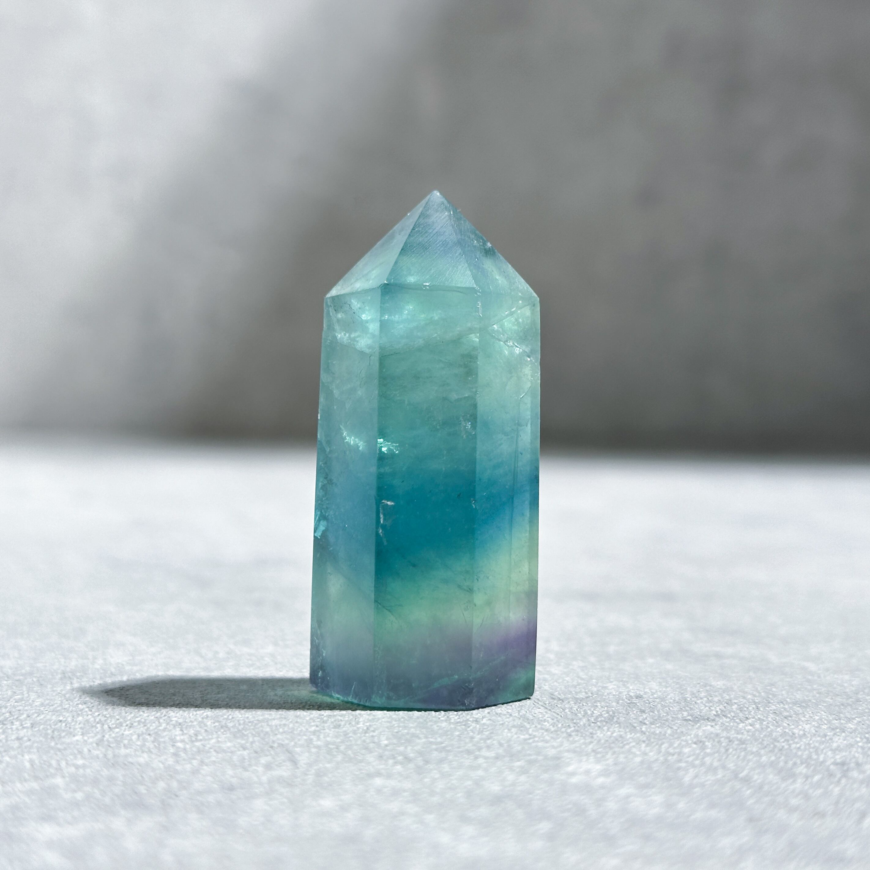 虹◎レインボーフローライト タワー型61◇ Rainbow Fluorite ◇天然石