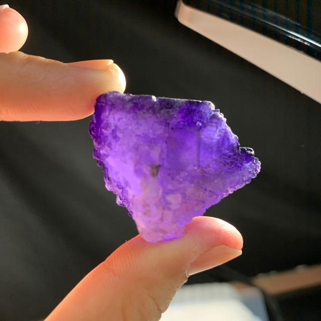 クラスター4 濃いパープルフローライト