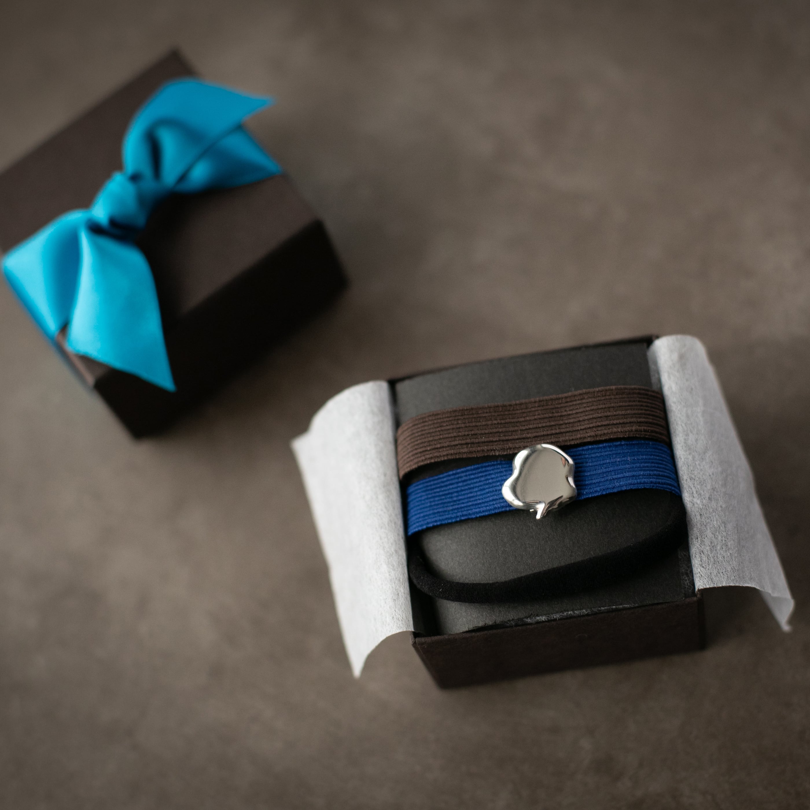 ひといきシルバーチャームブックバンド|Hinoba × silver accessory sui