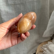 ピーチムーンストーンハート*231158*天然石ハート型*天然石インテリア*置き物*インテリアストーン