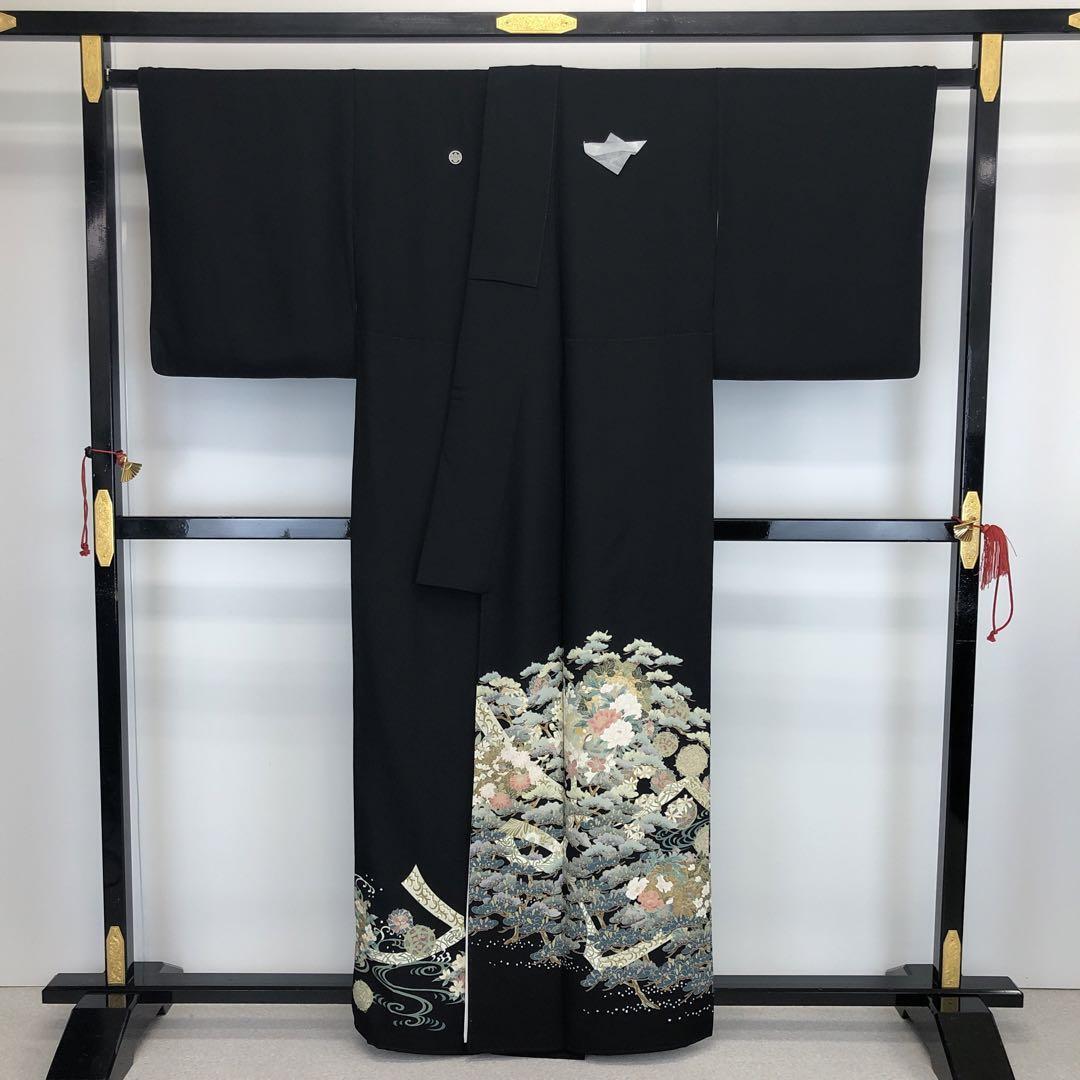 黒留袖 作家物 松に美しい金彩花柄模様 K-3475 | リユース着物わびさび