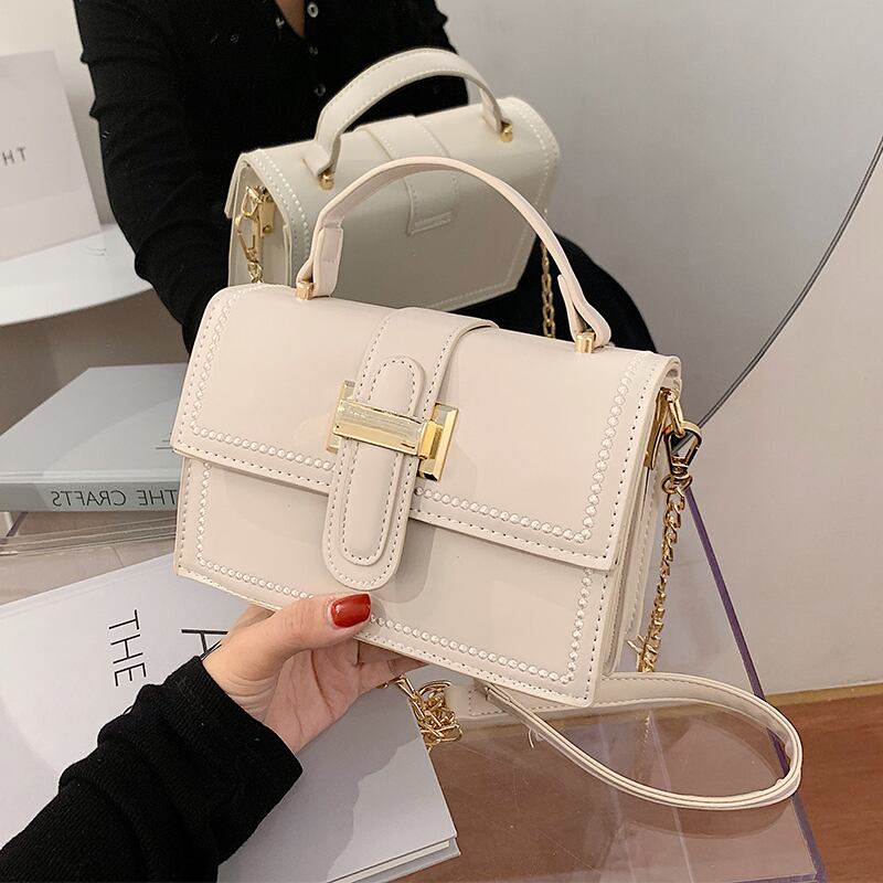 チェーンバッグ女性のメッセンジャーバッグ2020新しい波夏のファッションハンドバッグショルダーバッグネットレッドワイルドスモールスクエアバッグ Tiancai_Wing_Bag9739966