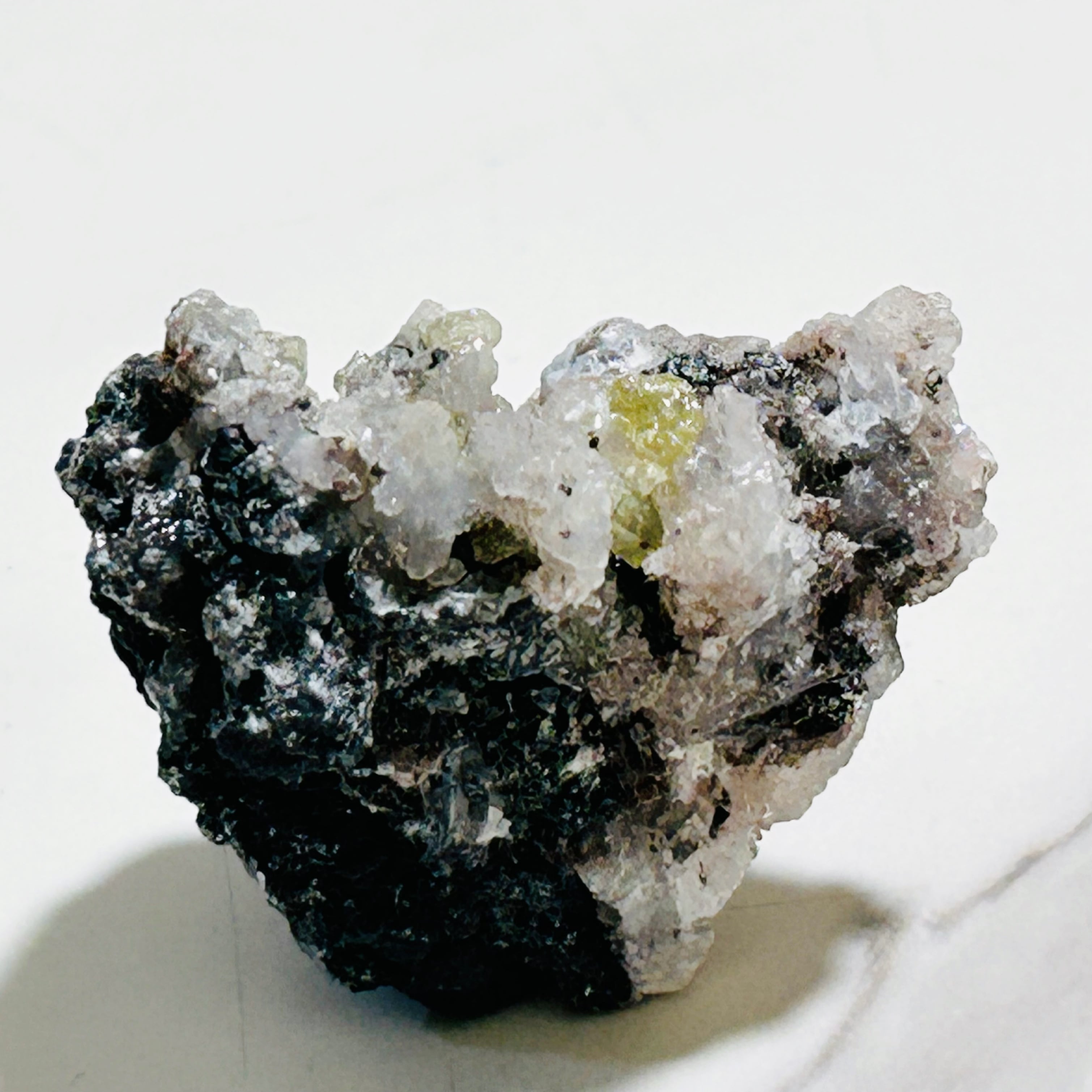 10.パイライトイントリプライト　ゴールデンインカローズ　鉱物　原石　天然石 パイライト クラスター原石 ペルー ワンサラ鉱山 ラクラカンチャ