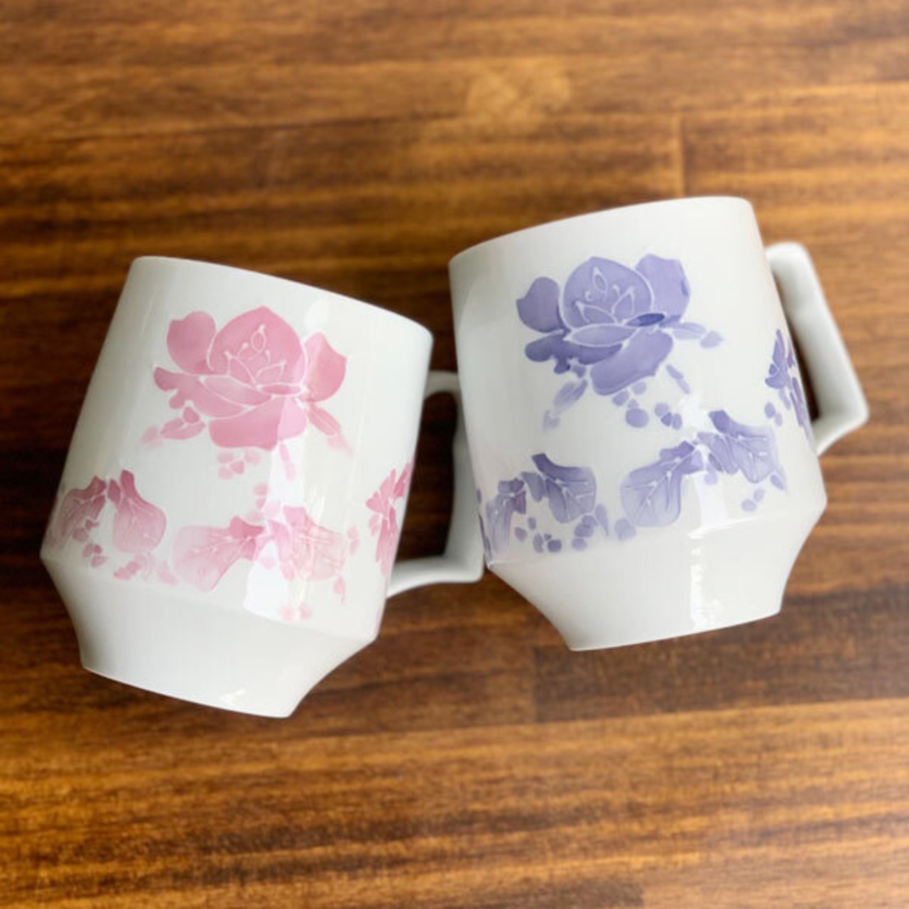 有田焼　モーニングマグカップ　バラ（紫・マロン）	2-057