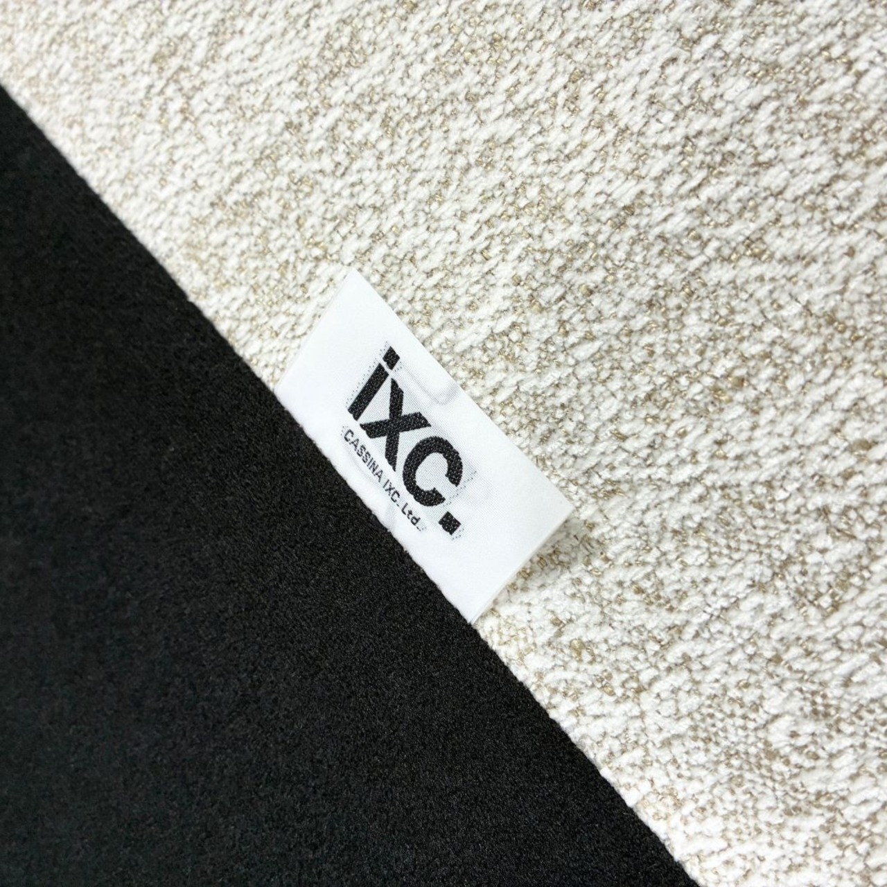 Cassina ixc. GRAB home 2人掛けソファ オットマンセット 右ひじ掛けアーム デザイナーズ家具 モダン ファブリック ベージュ系【中古】【350サイズ】