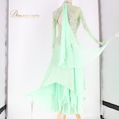 社交ダンス 衣装 スタンダードドレス ワンピース ドレス エメラルドグリーン 緑 黄緑 フロート デモ 競技 ダンス パーティ 発表会 綺麗 上品 明るい ゴージャス グリーン系 フェミニン おしゃれ モダンダンス コスチューム 華やか