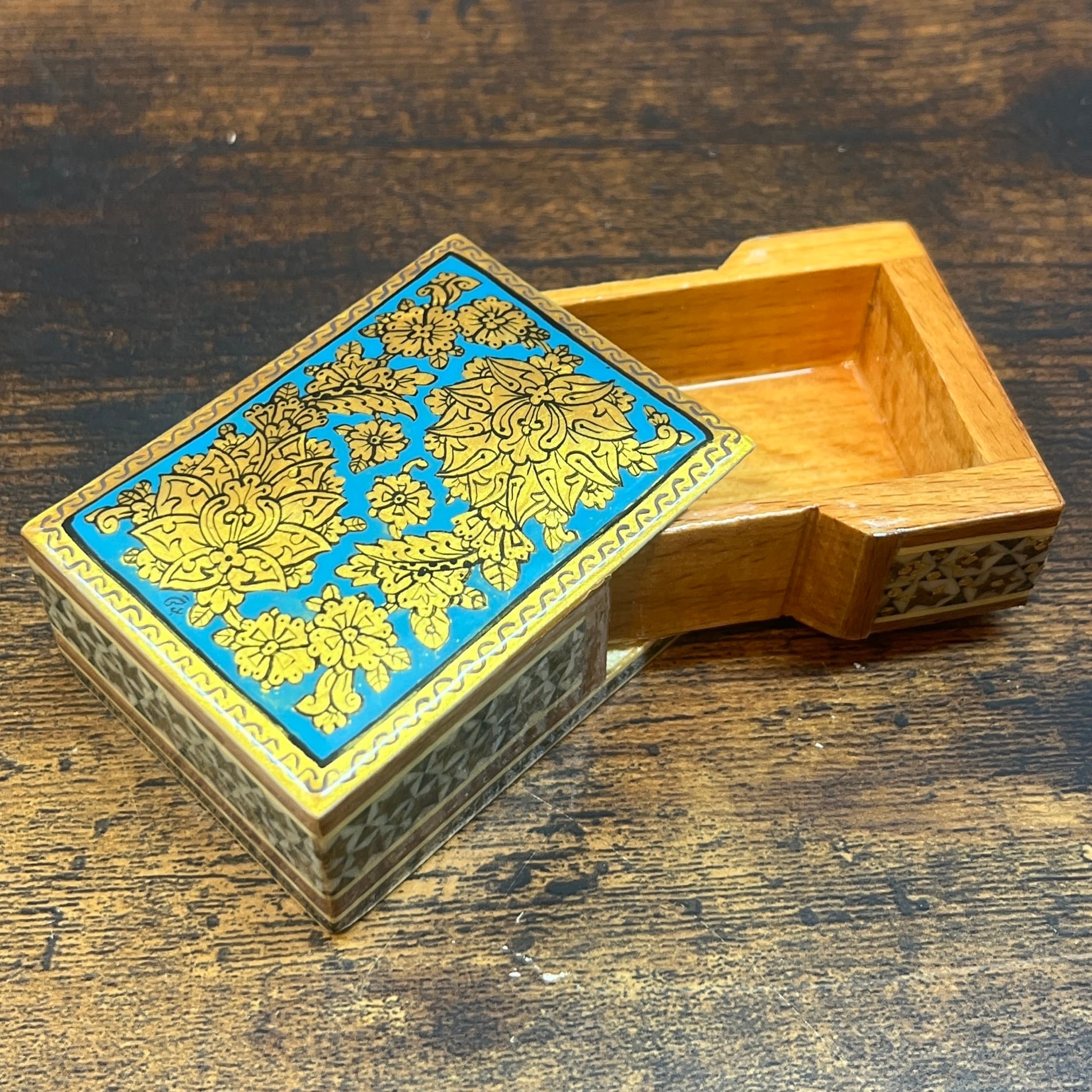 ハータムカーリーの小箱【10】 | Persia Sarah - ペルシャ サーラ -