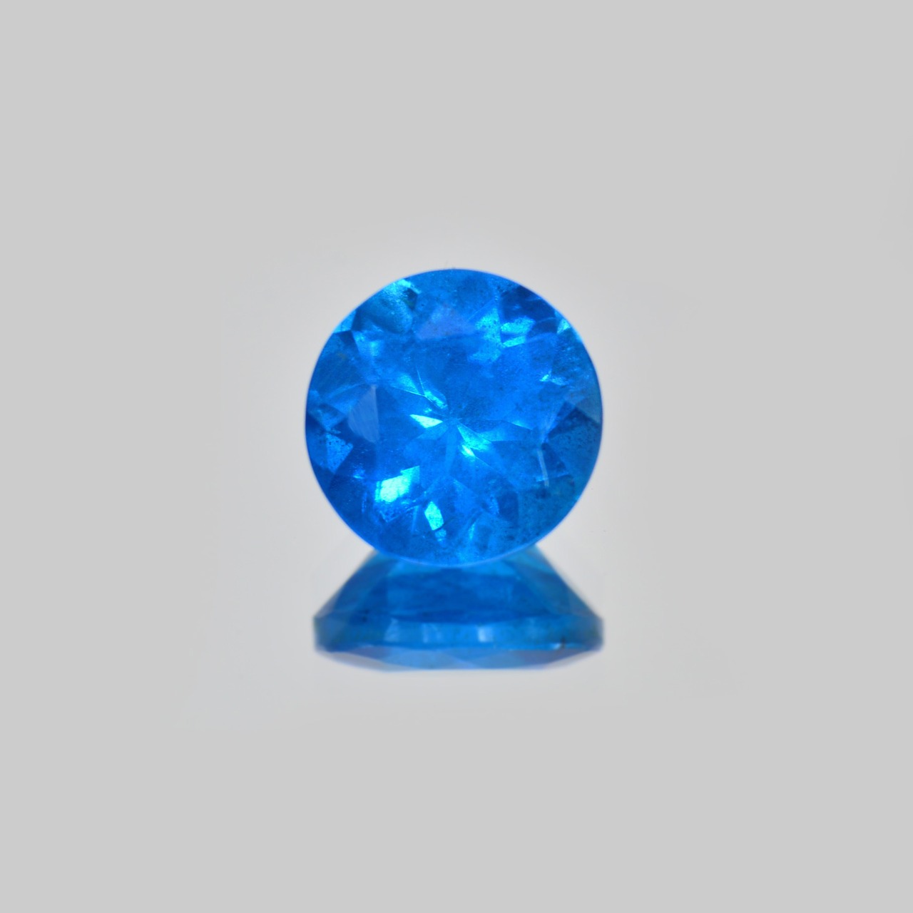 ◆加工可 ソ付 アパタイト 0.941ct ルース ラウンド ネオンブルー