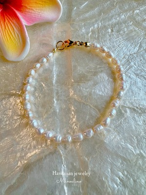 Freshwater pearl bracelet(淡水パールブレスレット)
