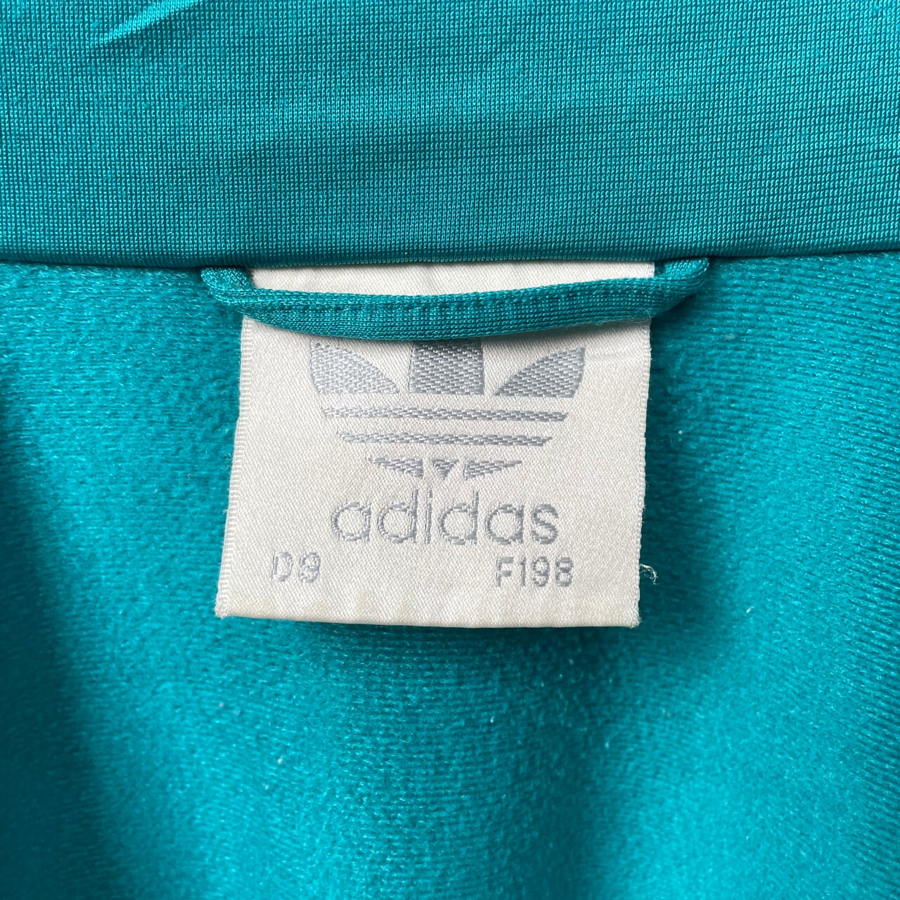 80s adidas アディダス ナイロンジャケット 刺繍ロゴ アシンメトリー
