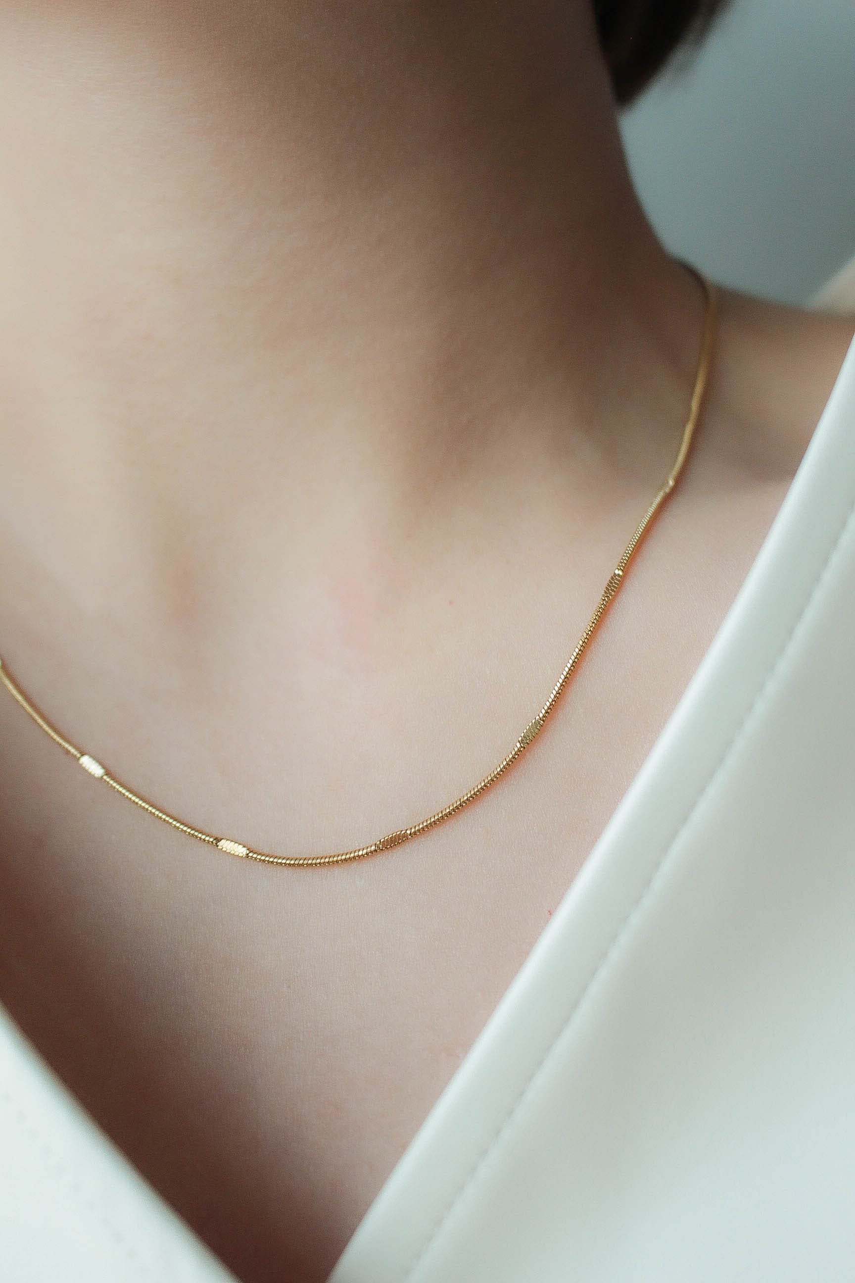 1mm Snake Crush Necklace | 金属アレルギー対応のアクセサリー ebine