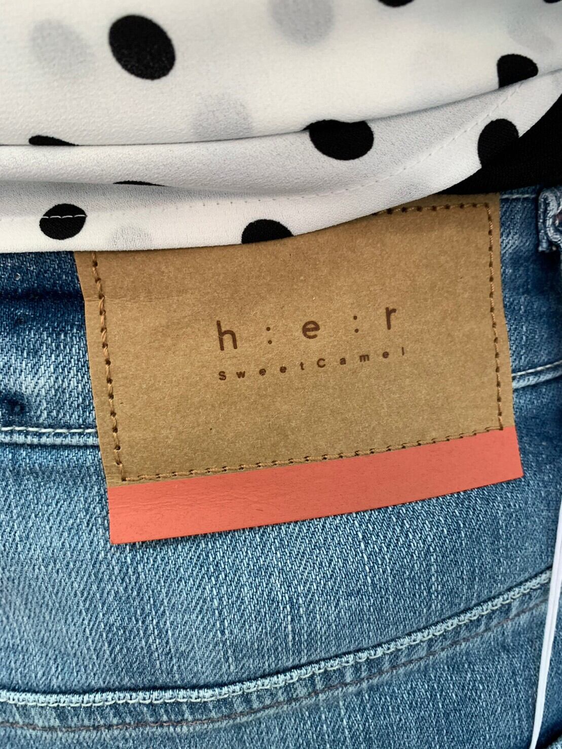 送料無料☆Sweet Camel 大型看板　デニム　スウィートキャメル　電飾看板 送料無料☆Sweet Camel 大型看板 デニム スウィートキャメル 電飾看板