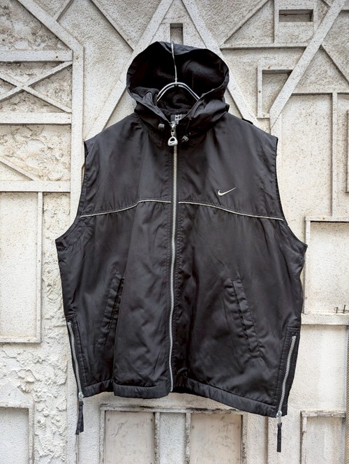 "NIKE" nylon vest