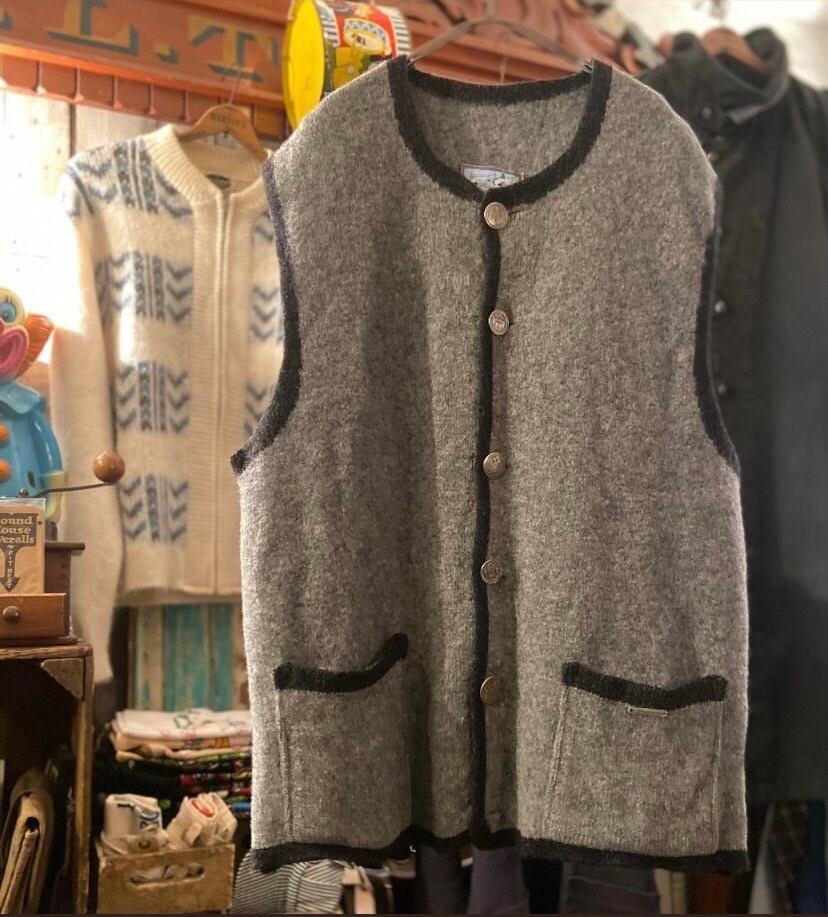 す様専用 Old wool tyrolean vest、Old wool sweater、Old wool henry neck sweater