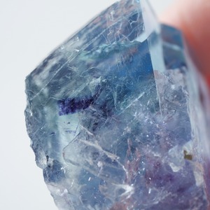 ヤオガンシャン産 フローライト / 原石 標本