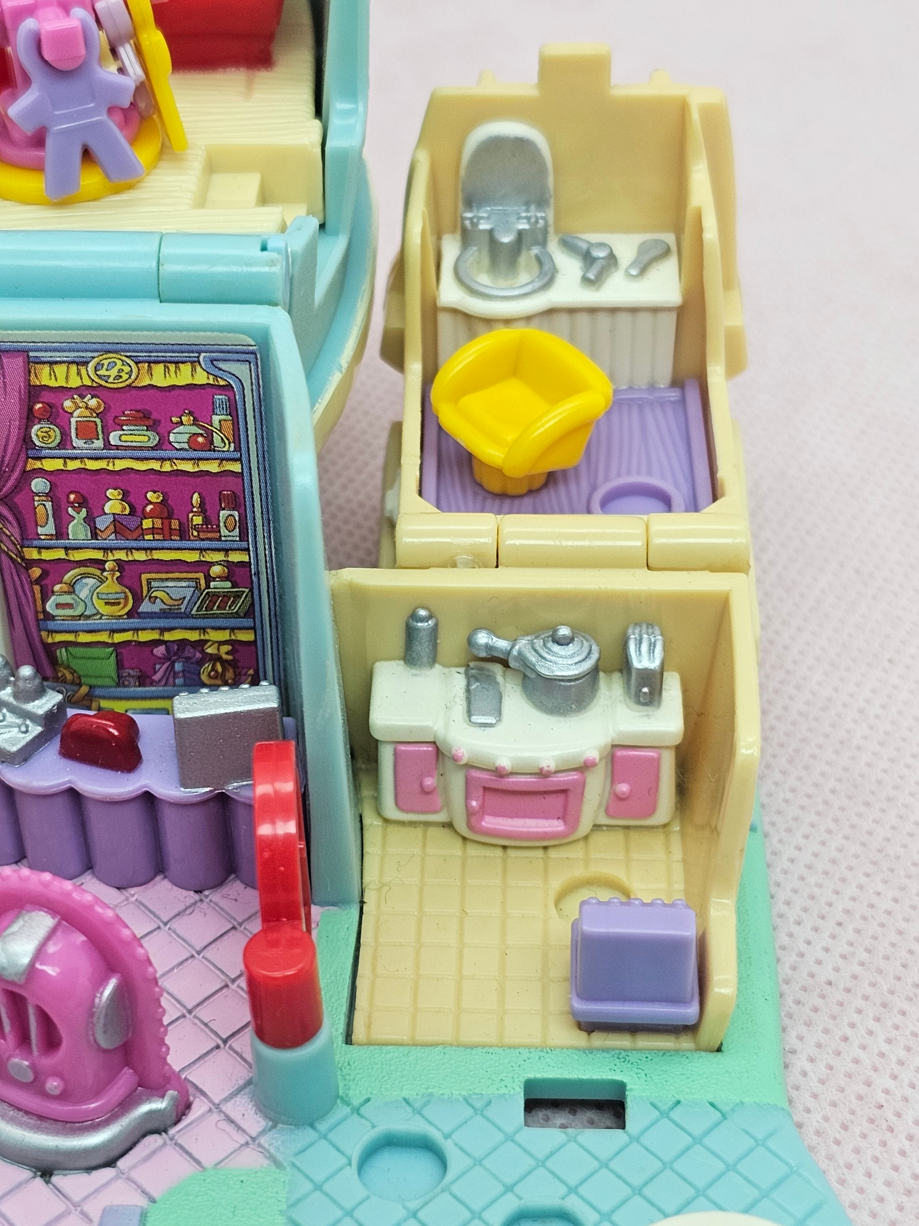 超レア！ポーリーポケット　ディズニー　デイジーのおしゃれブティック　美品完品