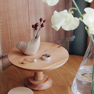 Mahogany cake stand