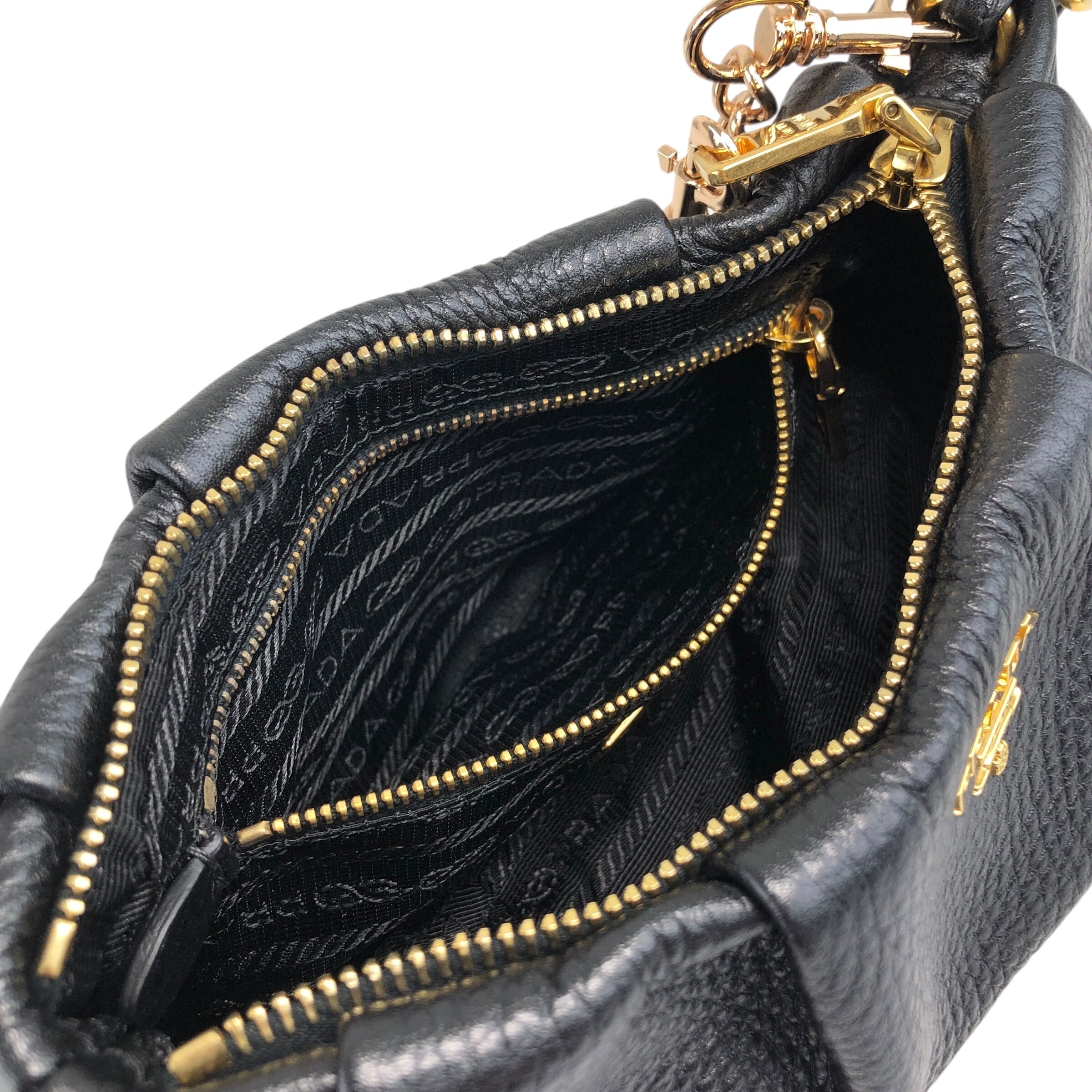 PRADA プラダ ポーチ ブラック ロゴ レザー ミニバッグ vintage